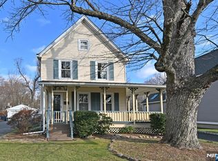 30 Ridge Ave, Park Ridge, NJ 07656