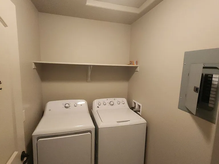 370 W Buena Vista Blvd #129 — Photo 9