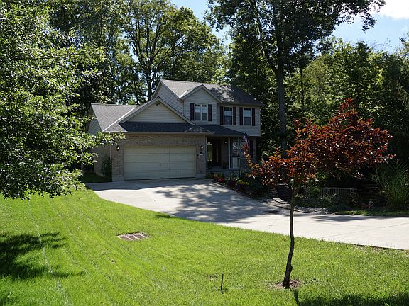 3rd image of 2241 Megrue Dr