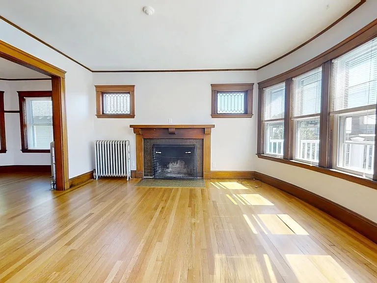 39 Commonwealth Rd — Photo 5