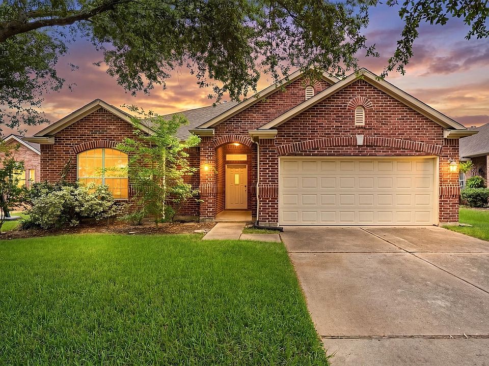 1st image of 18010 Timber Crossing Ln