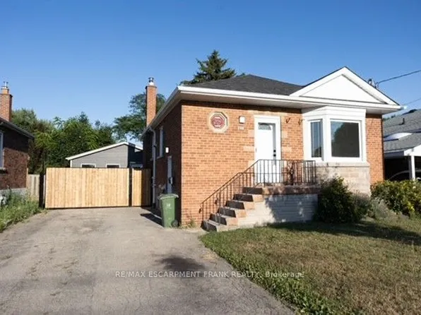 209 E 32nd St, Hamilton, ON