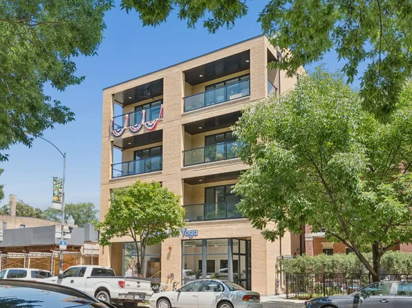 4939 N Damen Ave #304, Chicago, IL 60625