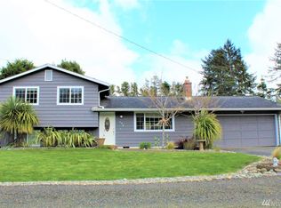 908 N Baker St, Westport, WA 98595