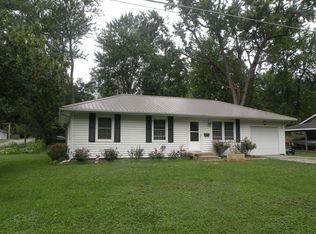 112 S Olive St, Butler, MO 64730