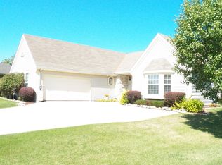 6580 High Hill Circle, Caledonia, WI 53402