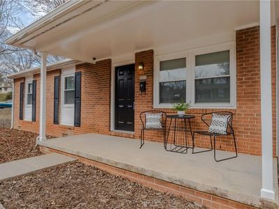 5211 Butterfield Dr, Winston Salem, NC, 27105