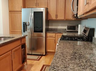 3022 Rittenhouse Cir, Fairfax, VA 22031