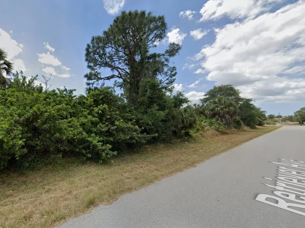 17461 Retriever Ave, Port Charlotte, FL 33948