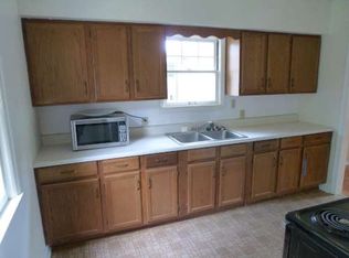 533 13th St, Windom, MN 56101