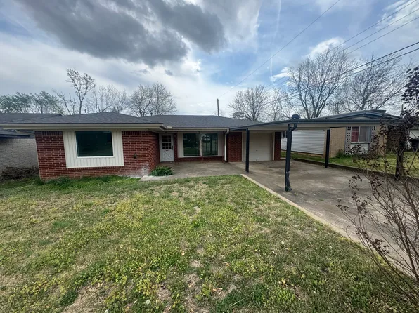 20518 E 3rd St, Tulsa, OK 74108