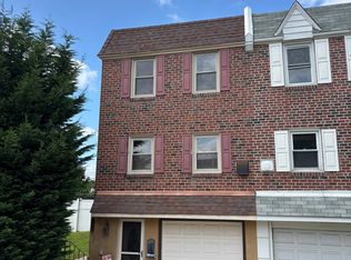11916 Stevens Rd, Philadelphia, PA 19116