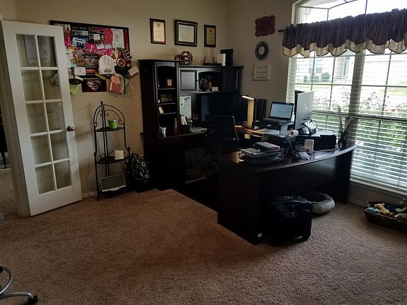 3rd image of 1131 Garden Green Dr