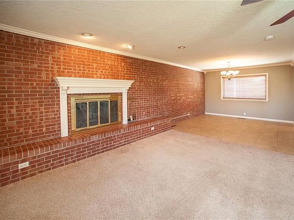 Living room/Dinning room 