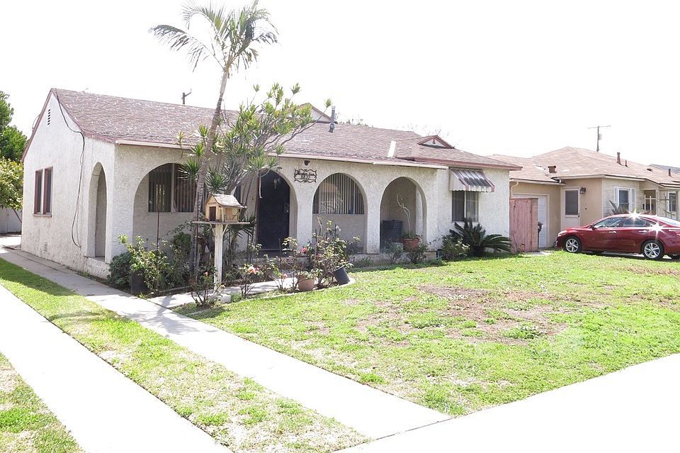 1st image of 8822 Clarinda Ave