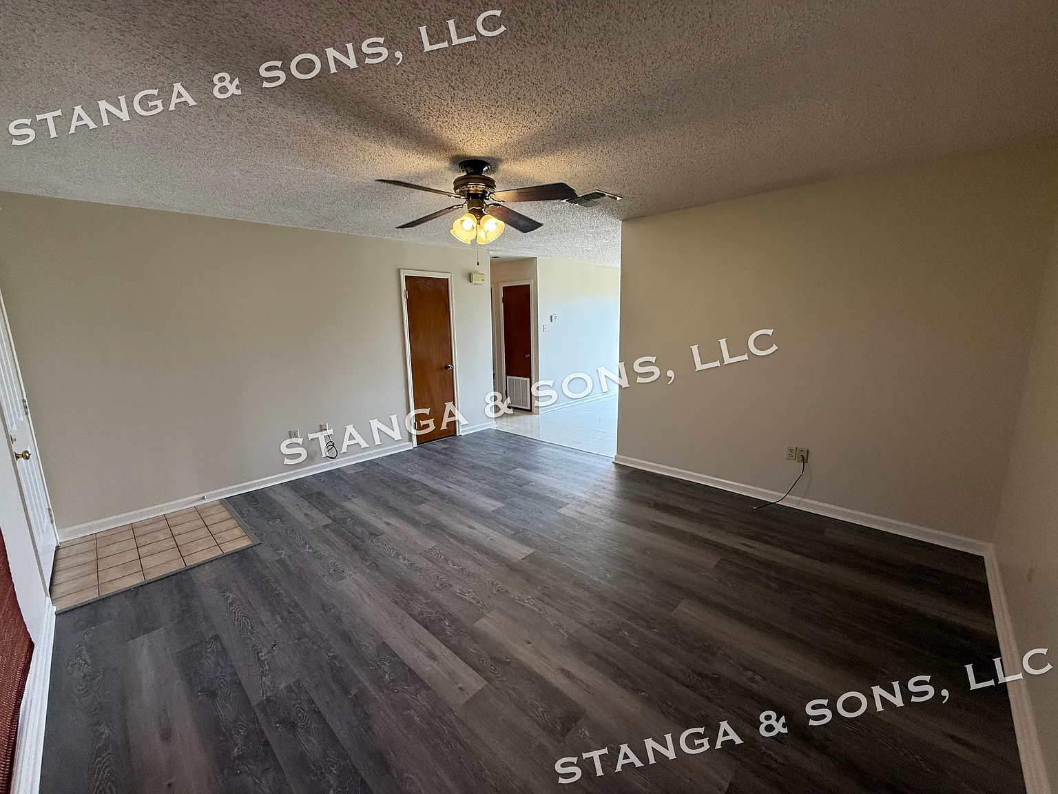 2 bed, 900 sqft, $1,100 — Photo 3