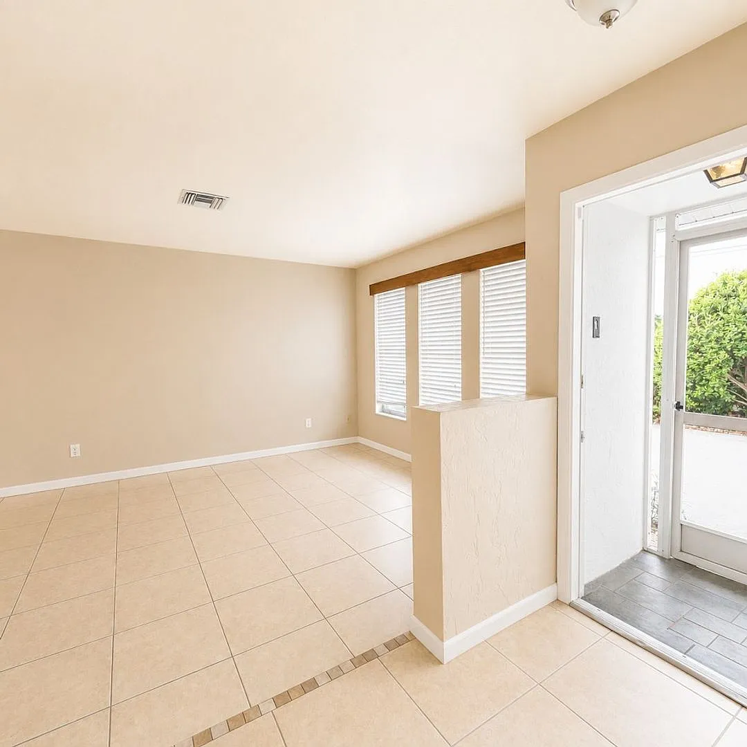Gulf Access Pool Home with Dock Your Florida Waterfront Lifestyle Awaits! — Photo 2