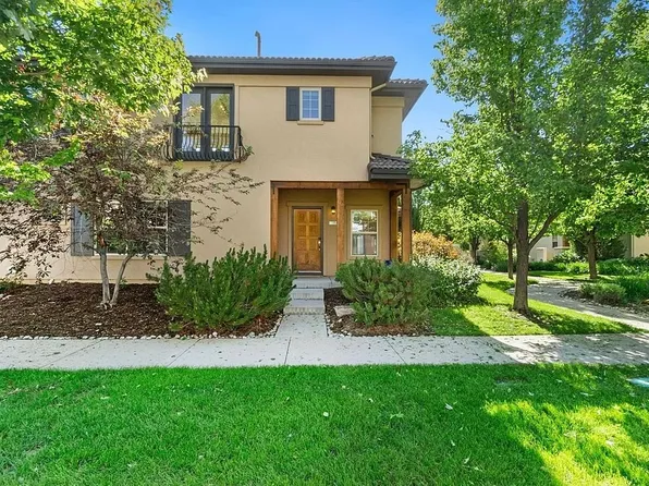 2270 Valentia St, Denver, CO 80238
