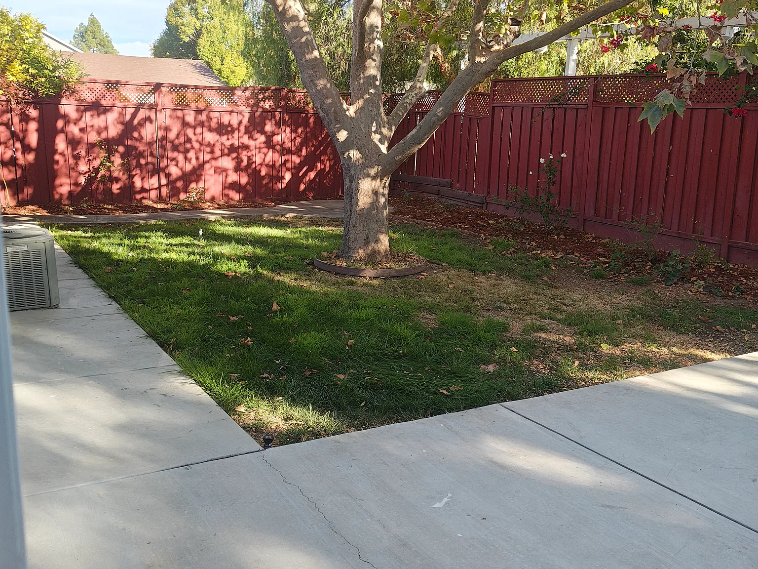4 bed, 1723 sqft, $4,550 — Photo 3