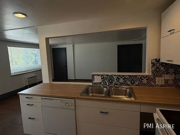 5955 Yukon St #4 — Photo 14