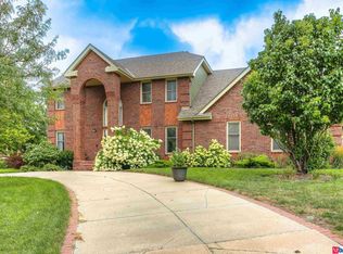 14210 Hillsborough Dr, Omaha, NE 68164
