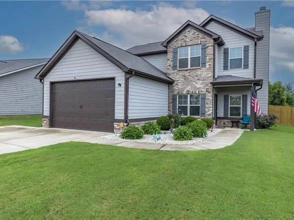 2901 Jackson St, Opelika, AL 36804