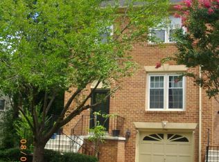 7740 Shootingstar Dr, Springfield, VA 22152