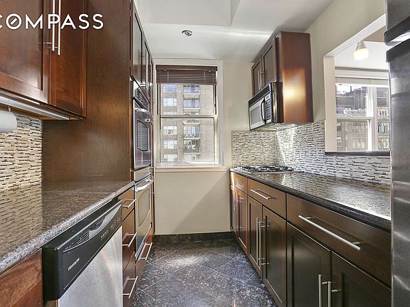 2nd image of 445 E 86th St APT 16A