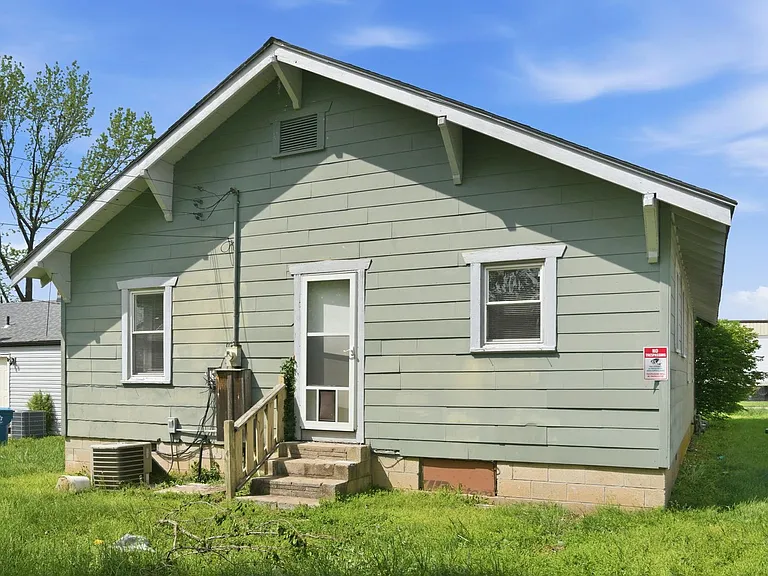 2154 E Cairo St — Photo 23