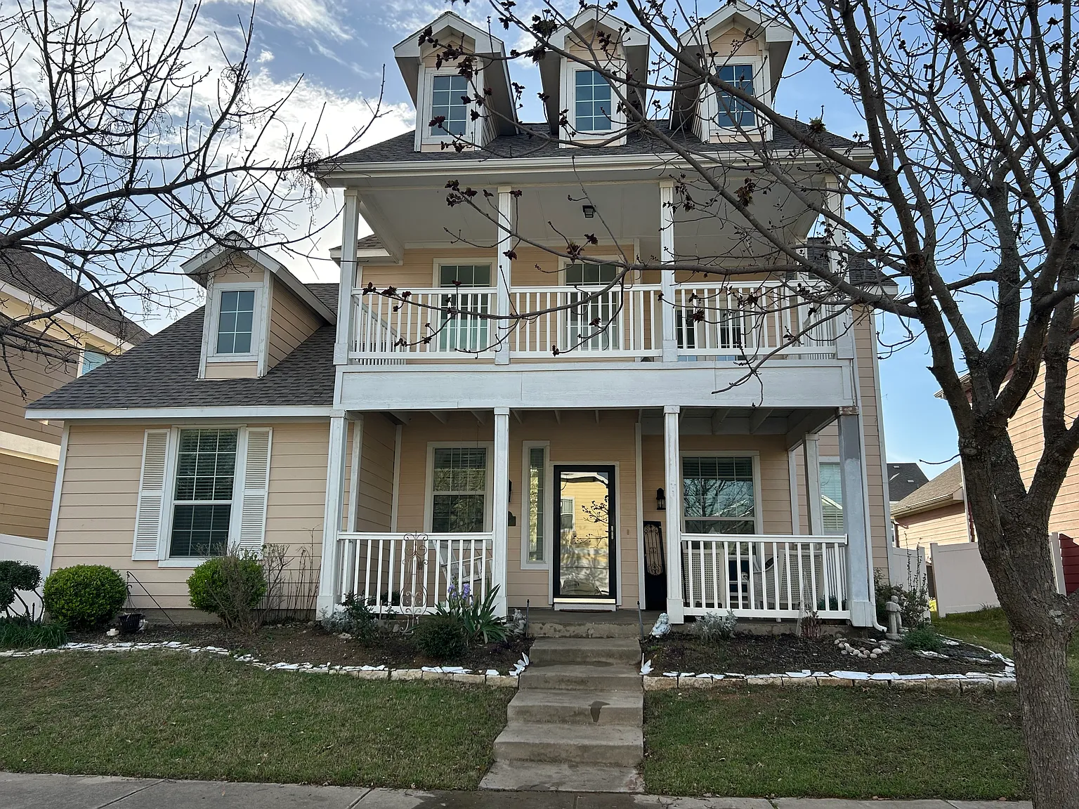 2005 Hartwell Ct — Photo 1