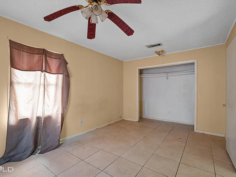3051 Amherst St — Photo 18