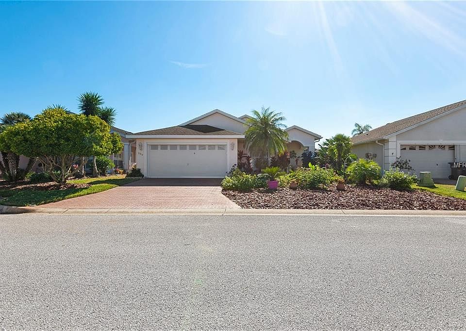 1st image of 209 High Vista Dr