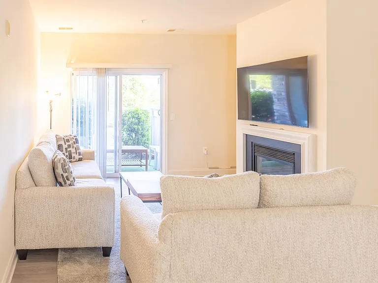 12824 Clarksburg Square Rd #105 — Photo 25