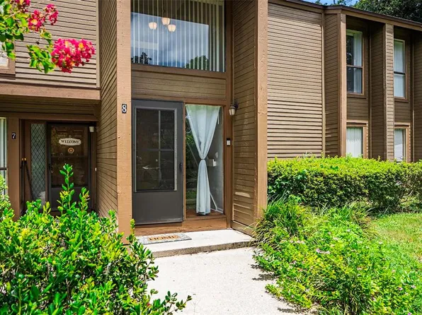 8 SURREY COURT #8, PALM COAST, FL 32137