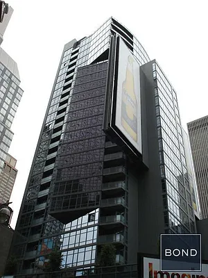 Rented by Bond New York | media 17