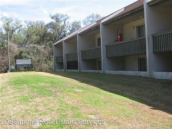 2nd image of 726 SE 14th St APT C