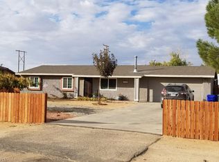 10853 Sauk Ct, Apple Valley, CA 92308