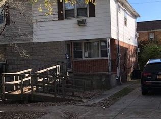 166-14 75th Ave, Fresh Meadows, NY 11366
