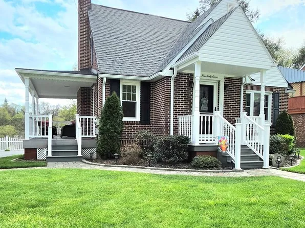 447 Tiffany St, Johnstown, PA 15905