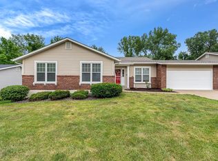 2184 Graystone Dr, Saint Charles, MO