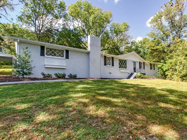 213 Skyline Dr, Brentwood, TN 37027