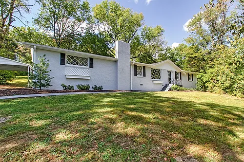 213 Skyline Dr Photo 1