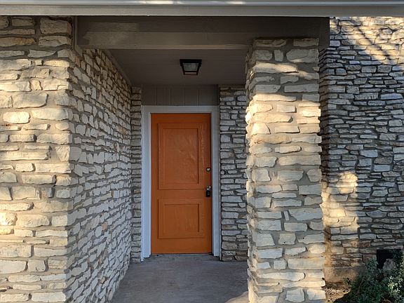 2nd image of 1800 Wagongap Dr