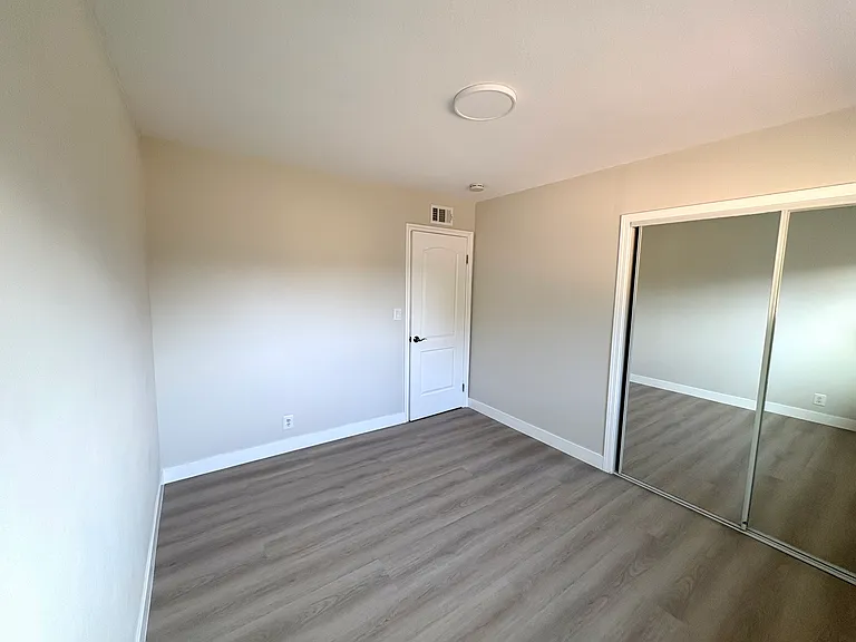 10377 Morning Glory Ave — Photo 11
