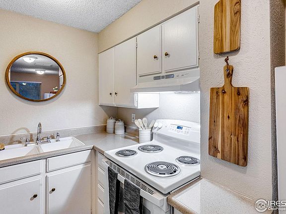 3rd image of 1705 Heatheridge Rd #K206