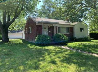 21840 Shakespeare Ave, Eastpointe, MI 48021