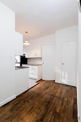 Rented by Compass | media 19