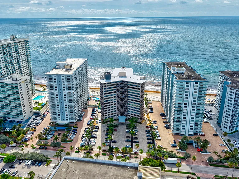 3800 Galt Ocean Dr #302 — Photo 14