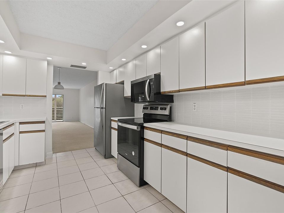 1st image of 1801 Eleuthera Pt #J3