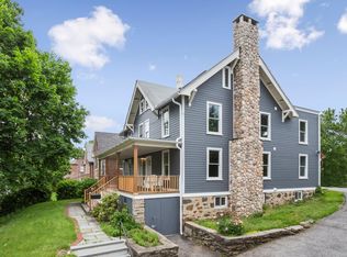 41 Locust St, Greenwich, CT 06830